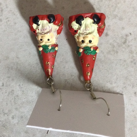 Santa cone shaped drop earrings - Picture 3 of 7